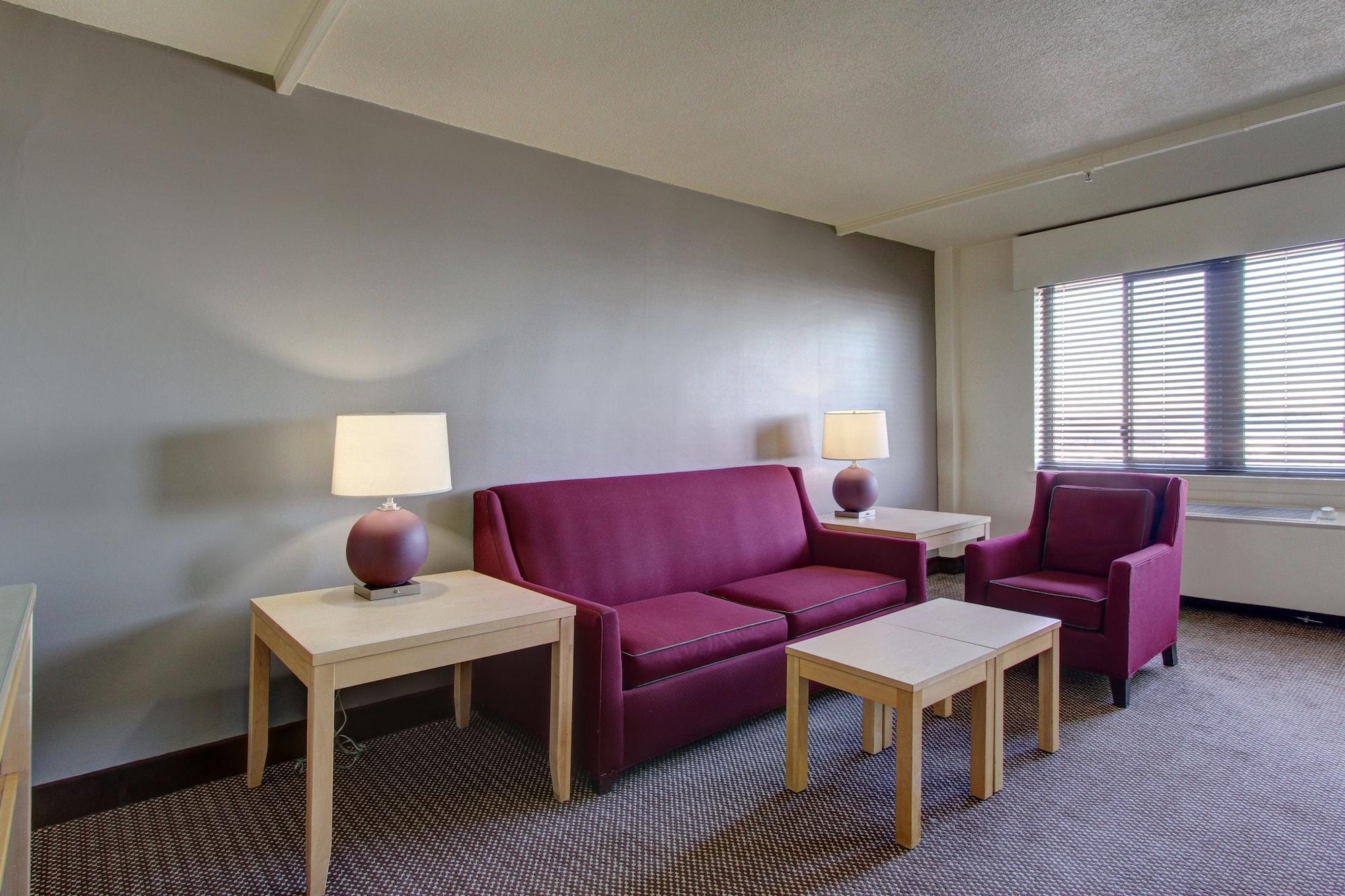 אנקורג' Inlet Tower Hotel & Suites מראה חיצוני תמונה
